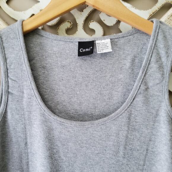 Cami Women's Sleeveless Basic Scoop Neck Cotton Tank Top in Gray Size Medium - Picture 2 of 3